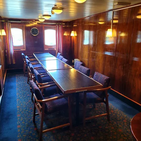 Laivahostel S/S Bore-3
